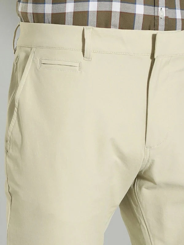 Indian Terrain Men's Comfort Fit Solid Beige Trousers